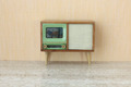 Fernsehschrank Radioschrank Fernsehgerät Puppenhaus Puppenstube Vero DDR Holz