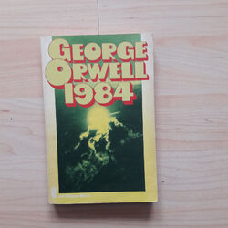 1984 von George Orwell. TB