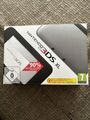 Nintendo 3DS XL Handheld-Spielkonsole - Silber/Schwarz (2201132)