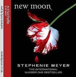 New Moon (Twilight Saga) von Stephenie Meyer | Buch | Zustand gutGeld sparen und nachhaltig shoppen!