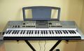 Yamaha E413 Synthesizer mit tollem Sound keyboard 