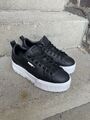 PUMA Damen Mayze Classic WNS Sneaker Black & White 38,5