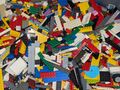 1kg  LEGO ca.700 Teile LEGO Kiloware Platten Räder Sonderteile Steine