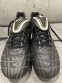 Nike Tiempo Legend III SG Elite Fußballstiefel Größe 10 UK schwarz gold Edition