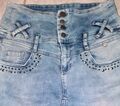 Tredy 7/8 Jeans Hose Mit Nieten, Gr. 38, gepflegter Zustand 