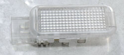 AUDI A4 B5 8D2 Facelift Limo Bj 99 Innen Leuchte Lampe Licht #76790-F67