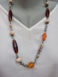 Trendige Perlen-Halskette beige/braun/orange im afrikanischen Look 68 cm lang