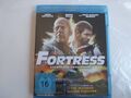 FORTRESS - STUNDE DER ABRECHNUNG      UNCUT        BLURAY       NEUWERTIG