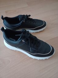 Sehr schöne Schuhe GEOX Sneaker Gr. 40 Leder wie neu