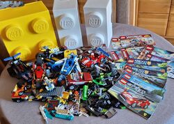 Lego Konvolut, Lego Boxen, Autos, Motorräder, Figuren und mehr