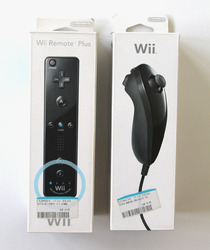 Original Nintendo Wii + WiiU Remote Motion Plus Controller + Nunchuk schwarz OVP