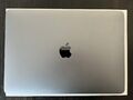 Apple MacBook Air 13 Zoll (256GB SSD, M1, 8GB) - Space Grau - 99% Batterie