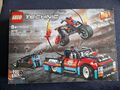 LEGO TECHNIC: Stunt-Show mit Truck und Motorrad (42106)