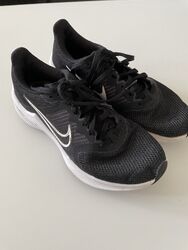 Nike Turnschuhe 38