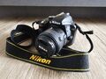 Nikon D D3300 24.2MP Digitalkamera - Schwarz (Kit mit AF-S DX VR II 18-55mm...