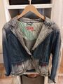 jeans-Jacke mit Waschung und Stickerei, blau. XL, Fabr. Diwa