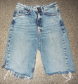 Damen Jeanshose Shorts Blau Fransen Gr. 34 Zara
