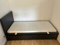 Ikea Bett Malm 90x200 schwarz mit Lattenrost, Unterschränken und Matratze