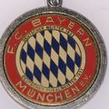 ABZEICHEN,Anhänger,FC Bayern München ,Deutscher Meister 1932,Pokalmeister 1957