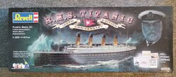 Revell Bausatz 05715 : Geschenkset 100 Jahre Titanic Level 5 NEU und OVP