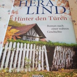 Hinter den Türen 