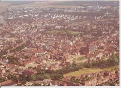 AK LUFTAUFNAHME ASCHERSLEBEN - BLICK VON DER ALTEN BURG UNGELAUFEN!