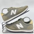 New Balance 220 Grün Oliv Turnschuhe Größe UK 7 Herren Wildleder Gym Walking U220J3