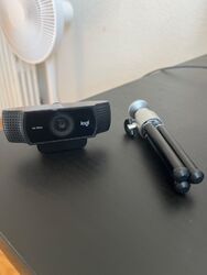 Logitech C922 Webcam mit Stativ 