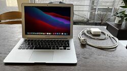 Apple MacBook Air 13,3 Zoll (128GB SSD, Intel Core i5 4. Gen., 2,70GHz, 4GB RAM)