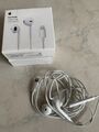 Apple EarPods MMTN2ZM/A  mit Lightning Connector