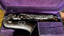 Saxophon versilbert Vintage USA C.G. Conn Ltd Saxophones im Koffer