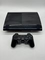 PS3 Playstation 3 Super Slim Konsole in schwarz mit einem Controller