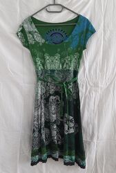 Desigual Kleid Grün Gr 36, Mit Gürtel, Blumenmuster und Gürtelband