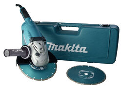 Makita Winkelschleifer GA9020RFK3