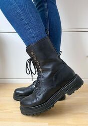 Tamaris Damen Schnür Boots Stiefeletten Gr.38 Leder schwarz Guter Zustand