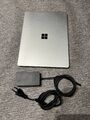 Microsoft Surface Go - Model 1943 - 12,4" i5-1035G1 8GB 128GB Pc Notebook Touch