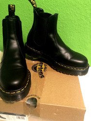 NEU! OVP!Original Dr Martens Damen Boots,Schwarz,Echt Leder,EU-Gr;41