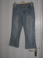 superschöne Capri-Jeans Bermuda 7/8-Hose Stickerei Cut-Outs Pailetten 36 Gr. S