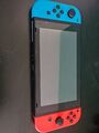 Nintendo Switch 2022 Edition 32GB Spielkonsole - Neon-Rot/Neon-Blau (10010738)