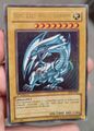 YuGiOh Blue-Eyes White Dragon SDK-E001 1st Edition English