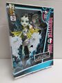 Monster High Frankie Stein Voltageous Power Ghouls Hero 10" Puppe 2013 Mattel