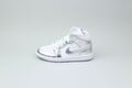 Air Jordan 1 Mid SE 'Metallic Silver' (Women's) - FN5031-100 - Unisex Sneaker