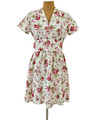 Sehr schönes Kleid Trapez Babydoll cremig Blumen Muster Gr.40-42