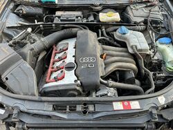 Audi A4 B6 2.0 ALT Motor Mit Anbauteile + Getriebe Knapp 196000km Muss WEG!!!