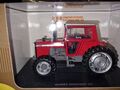 Universal Hobbies Massey Ferguson 590   4WD im Maßstab  1:32