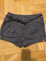 Esprit Hot Pants Shorts grau Bundfalten Gürtel Gr. 36