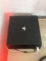 Sony PlayStation 4 Pro 1TB Spielkonsole mit 2 DualShock 4 Controllern - Schwarz