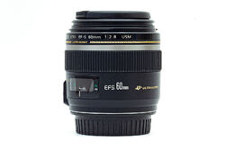 Canon EF-S 60mm F2.8 USM vielseitiges Makro Objektiv