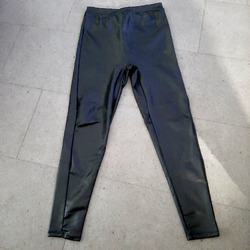 Schwarze knallenge weiche anschmiegsame Leggins  in Gr L-XL etwa 38-46