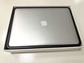 Apple MacBook Air 13.3 Zoll • Intel Core i5 • 128GB SSD • 8GB • Sequoia